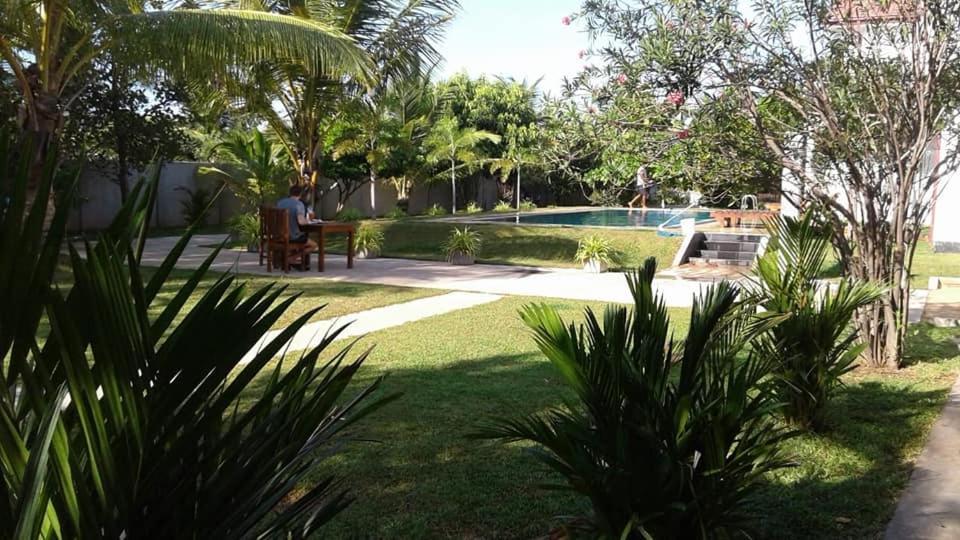 Sea Lagoon Beach Hotel Trincomalee Exterior photo